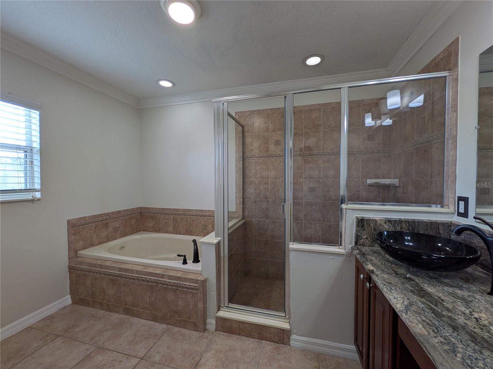 NORTH SHORE/LK HART PRCL 01 PH 01 - Residential Lease