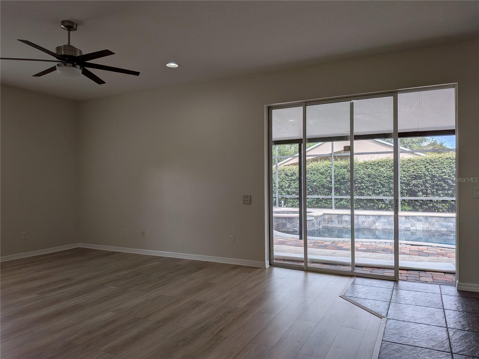 NORTH SHORE/LK HART PRCL 01 PH 01 - Residential Lease