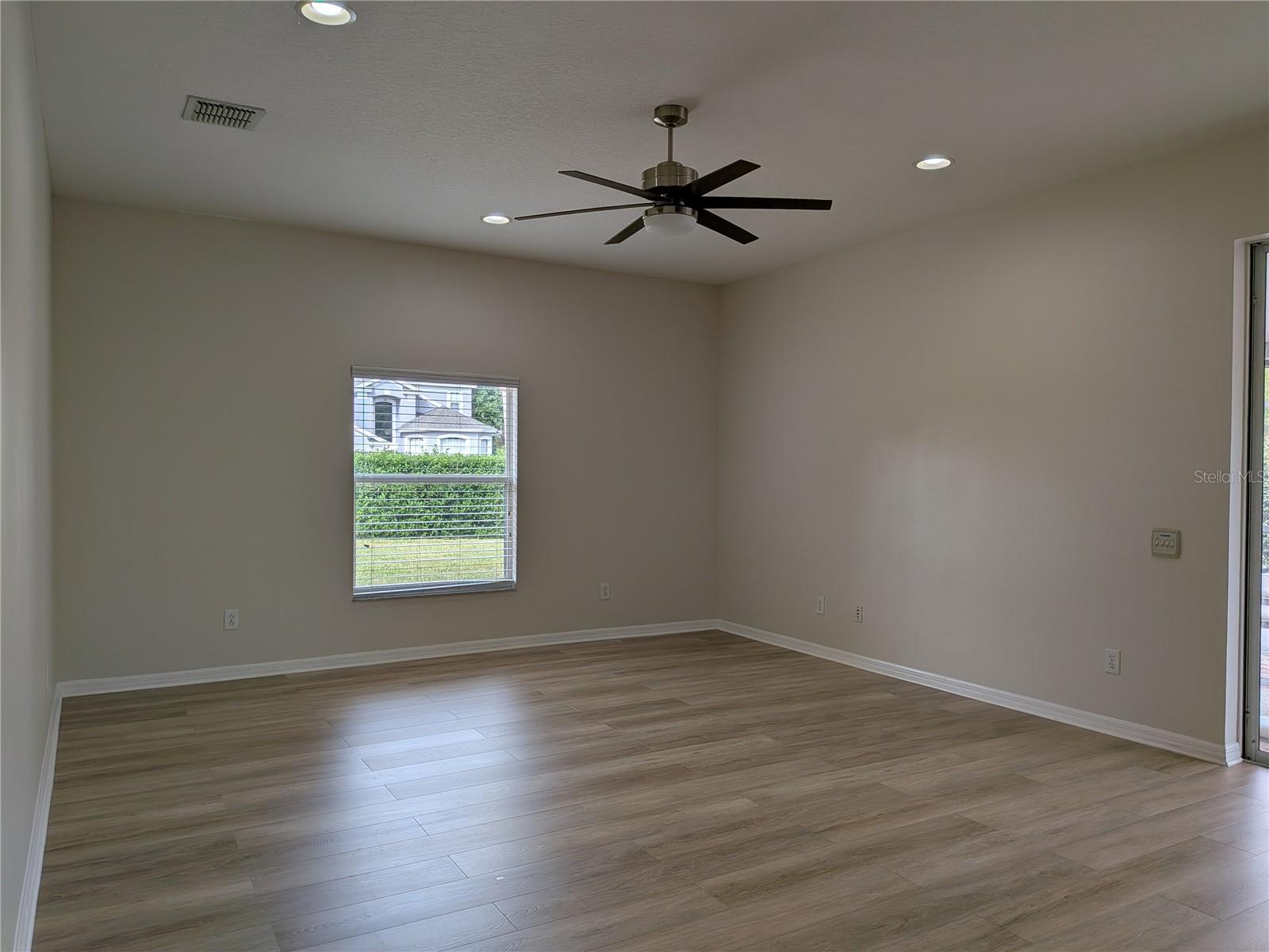 NORTH SHORE/LK HART PRCL 01 PH 01 - Residential Lease