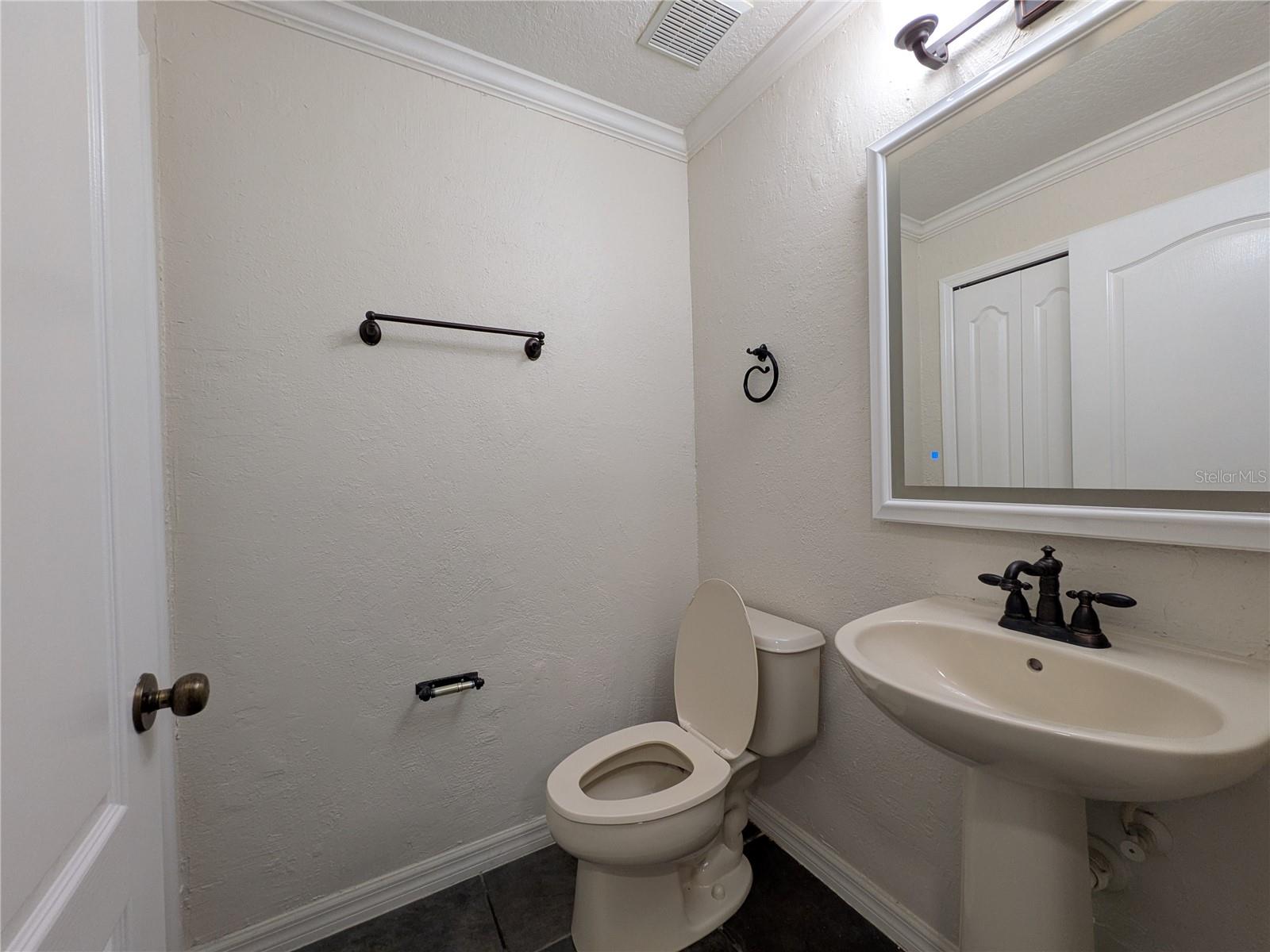 NORTH SHORE/LK HART PRCL 01 PH 01 - Residential Lease