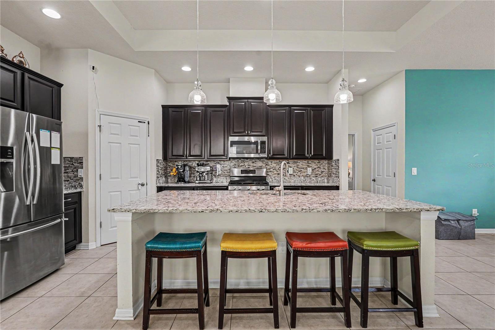 MIRABAY PRCL 22 - Residential