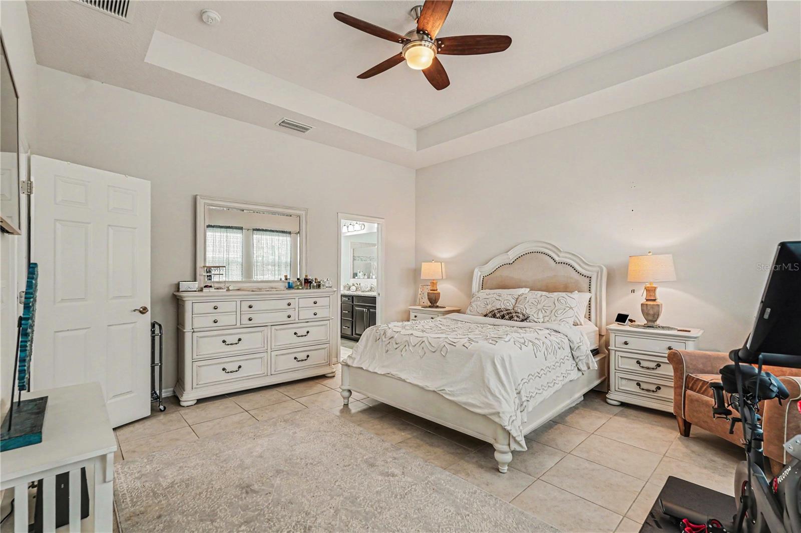 MIRABAY PRCL 22 - Residential