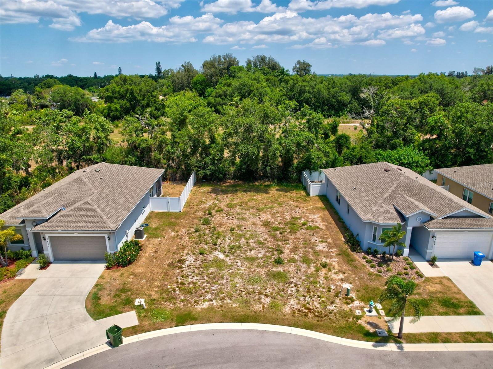RIVER RUN ESTATES - Land