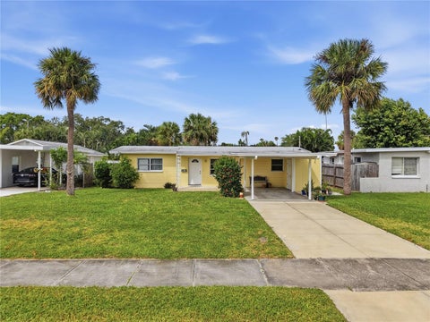 Photo of 4000 Indianapolis Street NE, St Petersburg, FL 33703 (MLS # TB8553906)