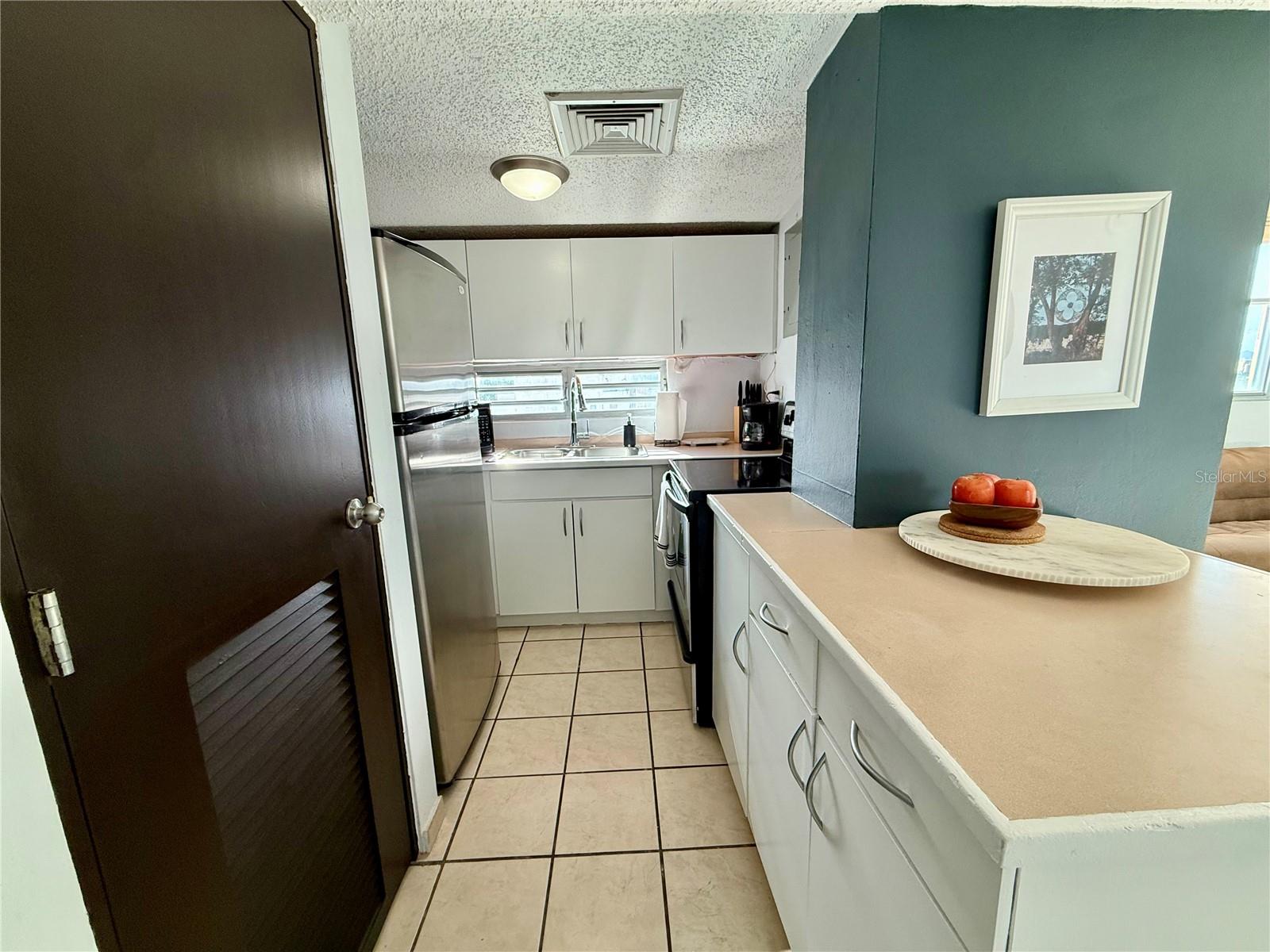 BRISAS DE SAN JUAN 606 - Residential Lease