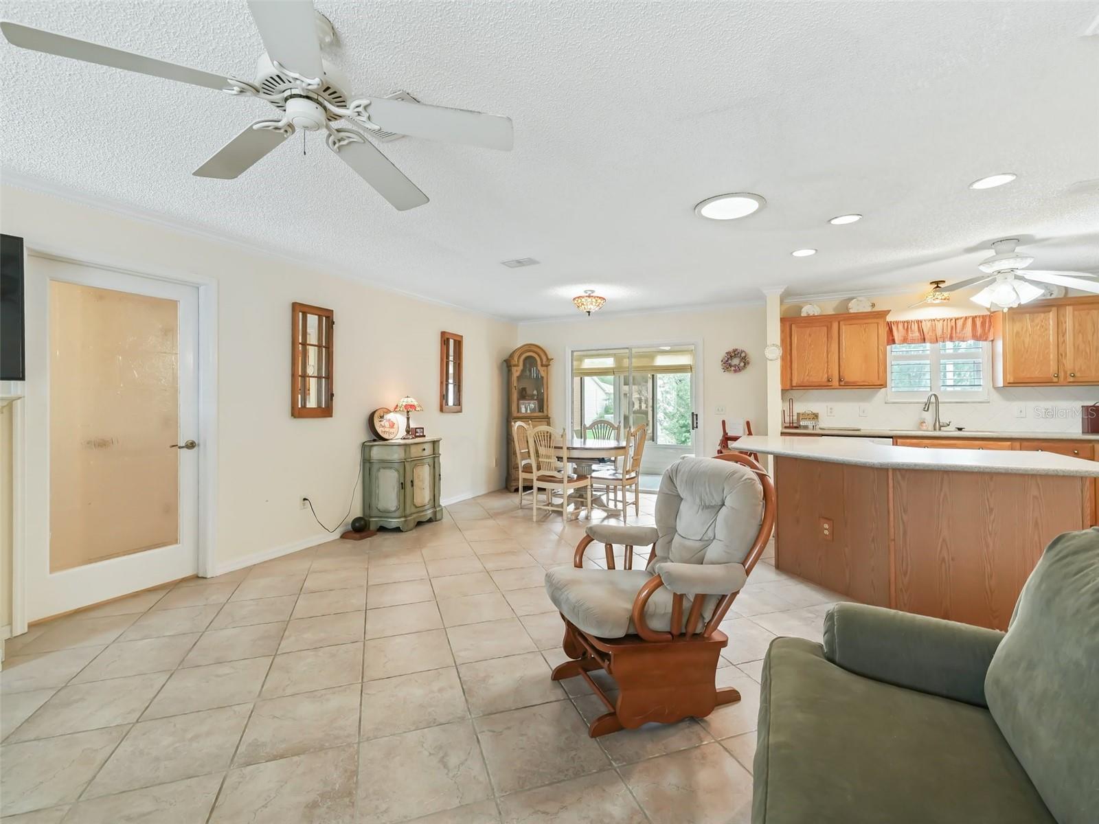 Photo 6 of 26 of 9513 SE 168TH MAPLESONG LANE house