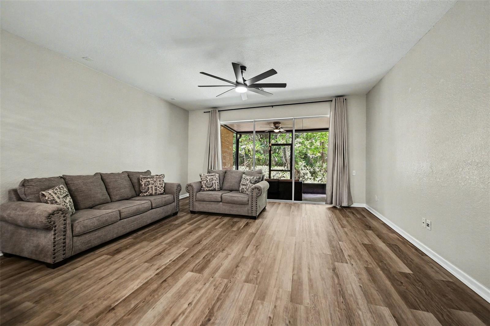 DUNWOODY COMMONS PH 2 - Residential