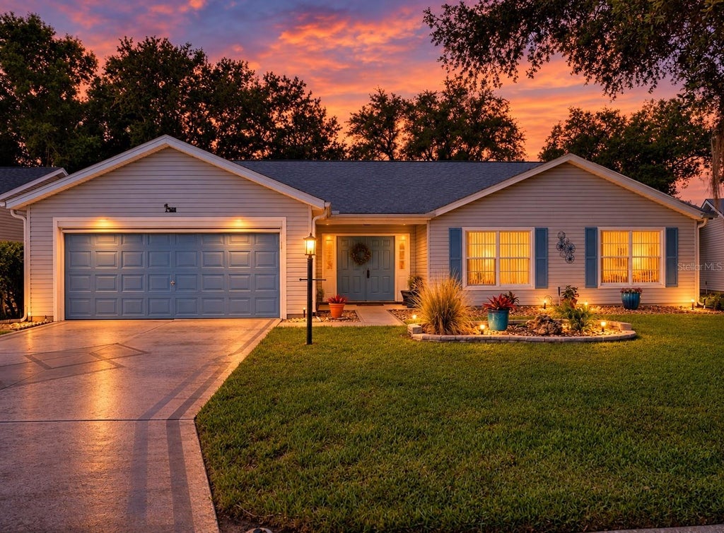Photo of 4438 River Ridge Drive, Leesburg, FL 34748 (MLS # G5114443)