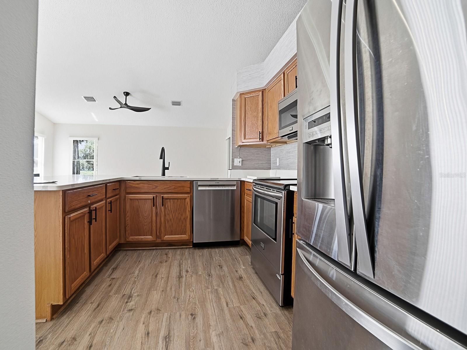 4438 RIVER RIDGE DRIVE