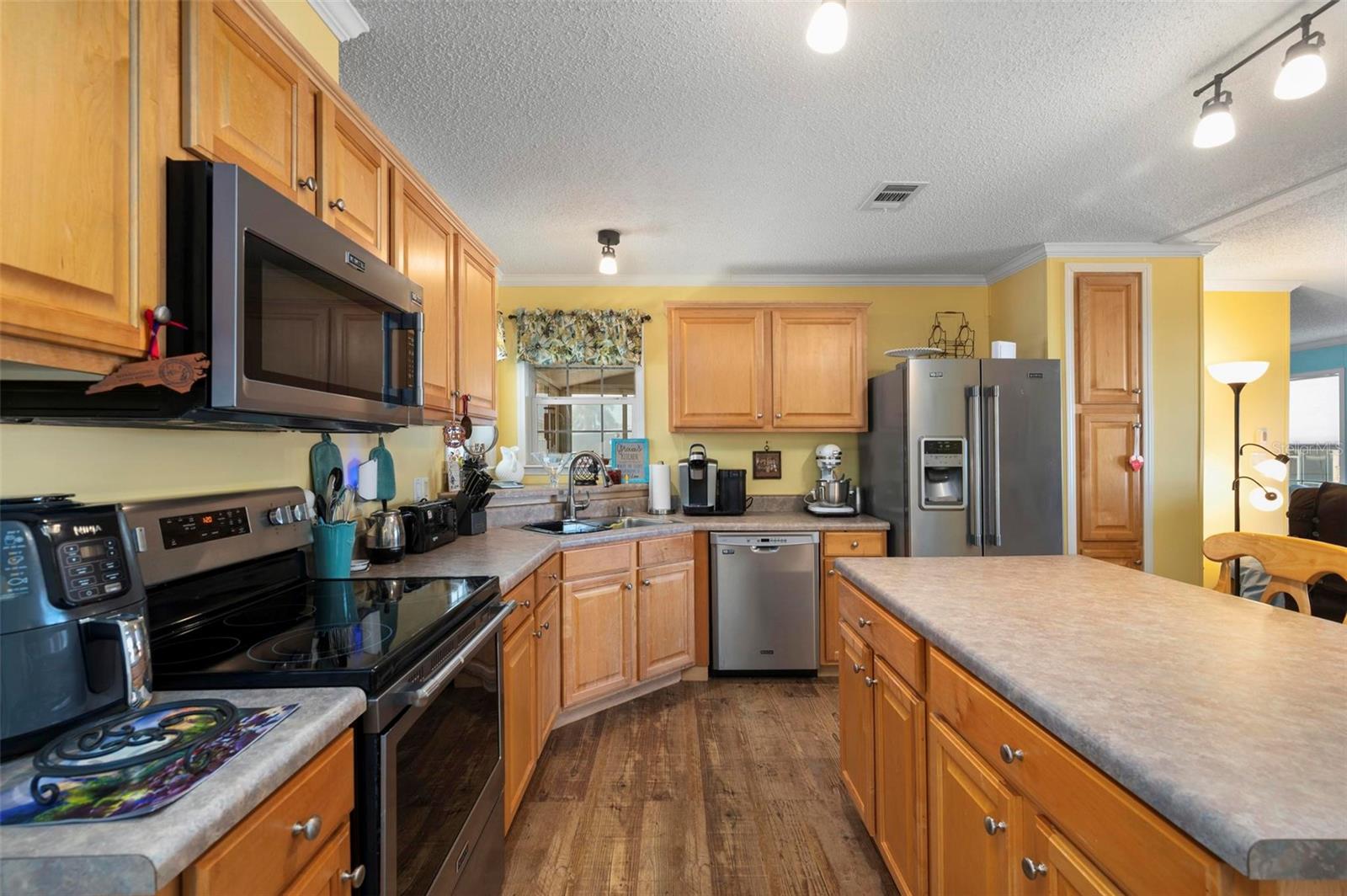 PORT CHARLOTTE VILLAGE - Residential