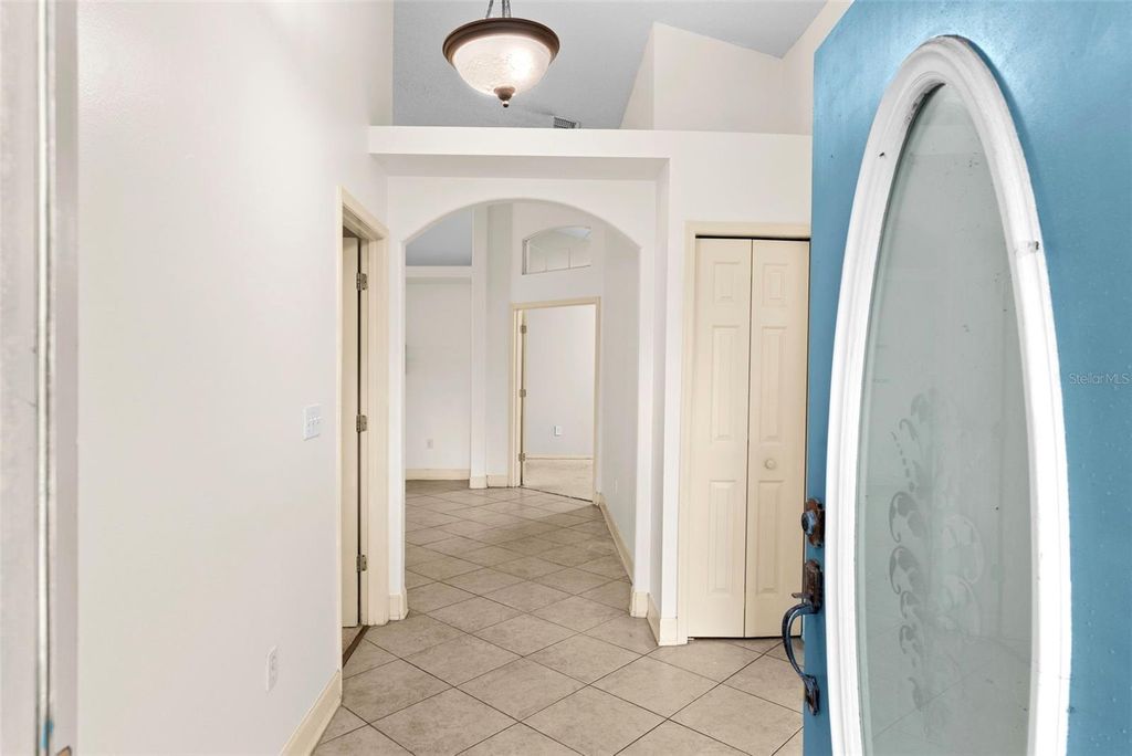 Photo of 212 Bent Oak Loop, Davenport, FL 33837 (MLS # O6404720)