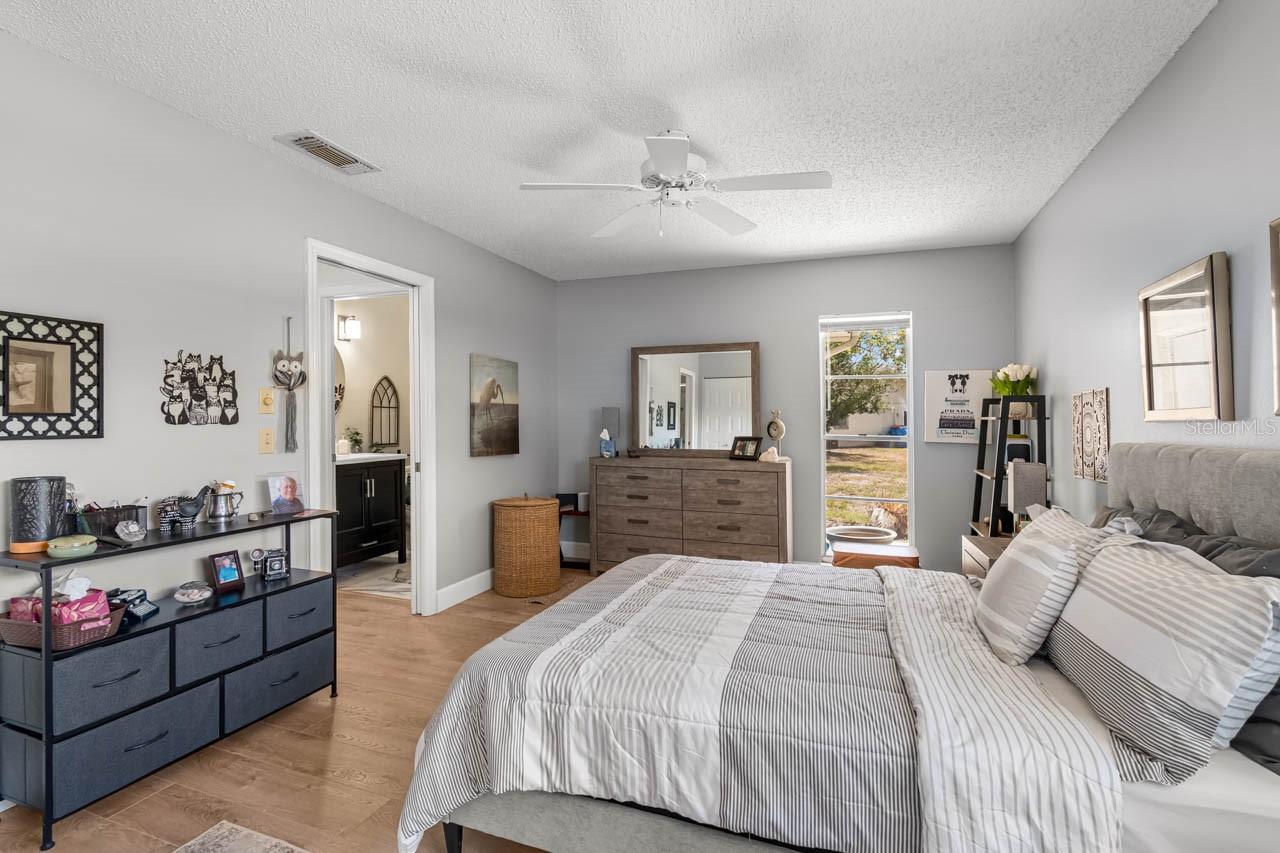 GLOUCESTER B CONDO - Residential