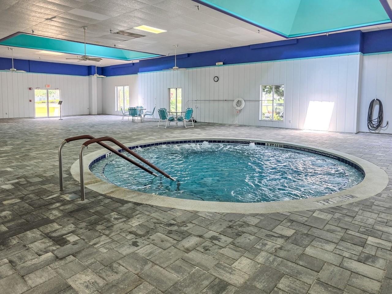 GLOUCESTER B CONDO - Residential