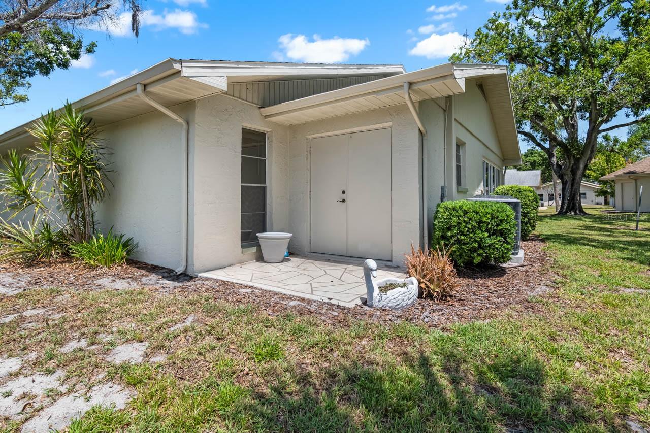 GLOUCESTER B CONDO - Residential