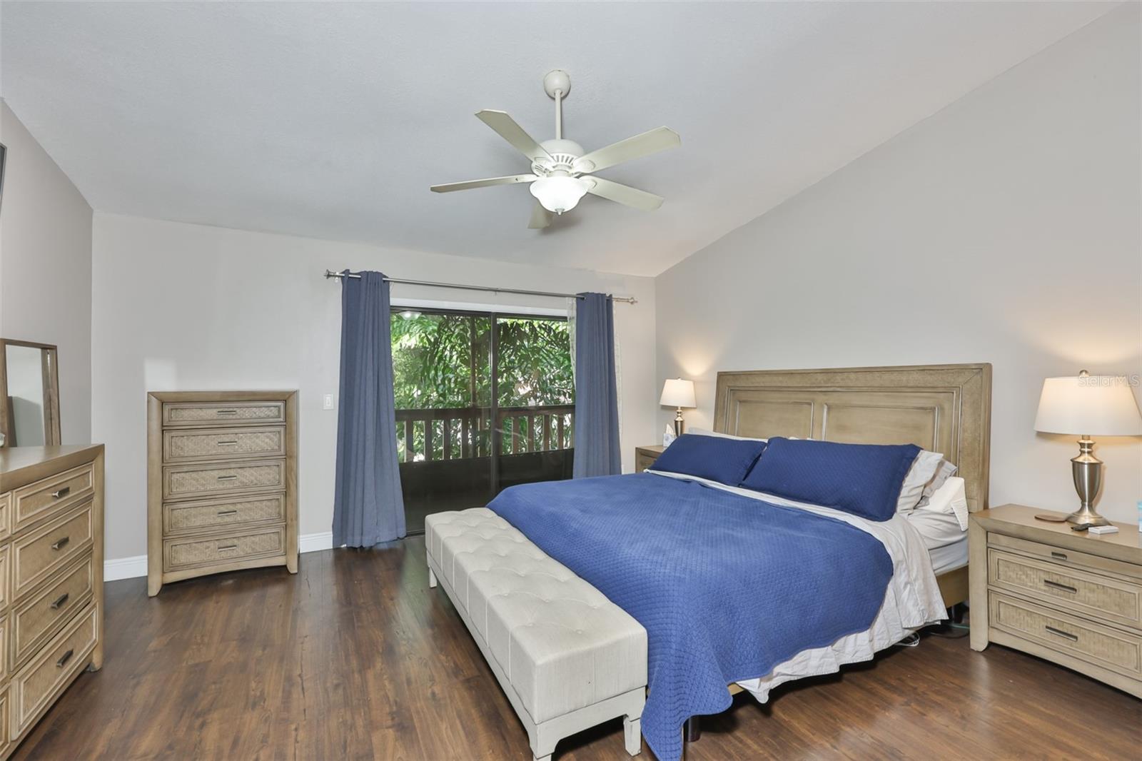 WHITNEY LAKES - Residential