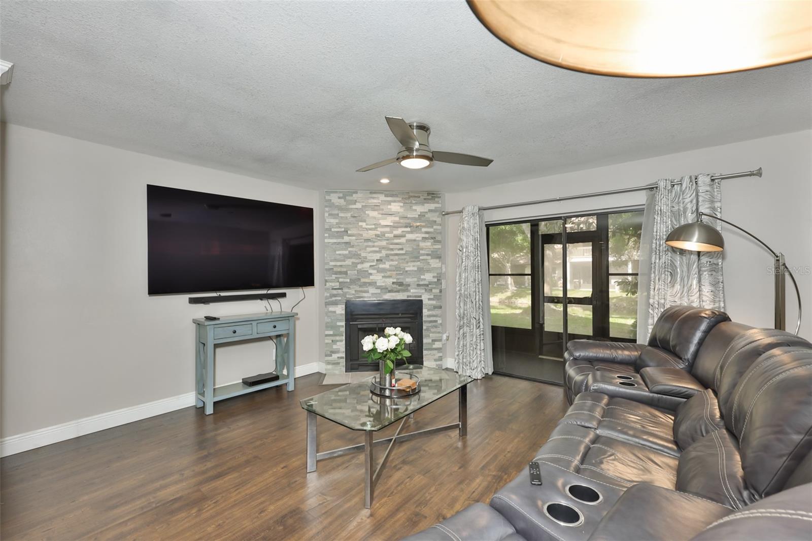 WHITNEY LAKES - Residential