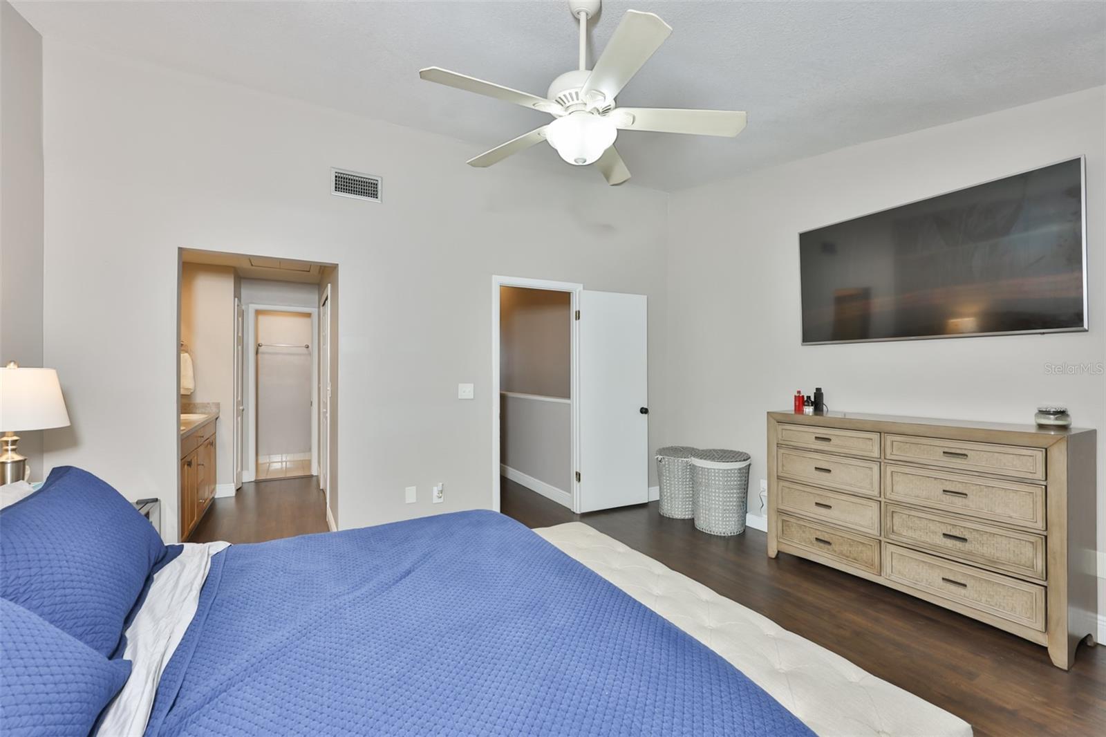 WHITNEY LAKES - Residential