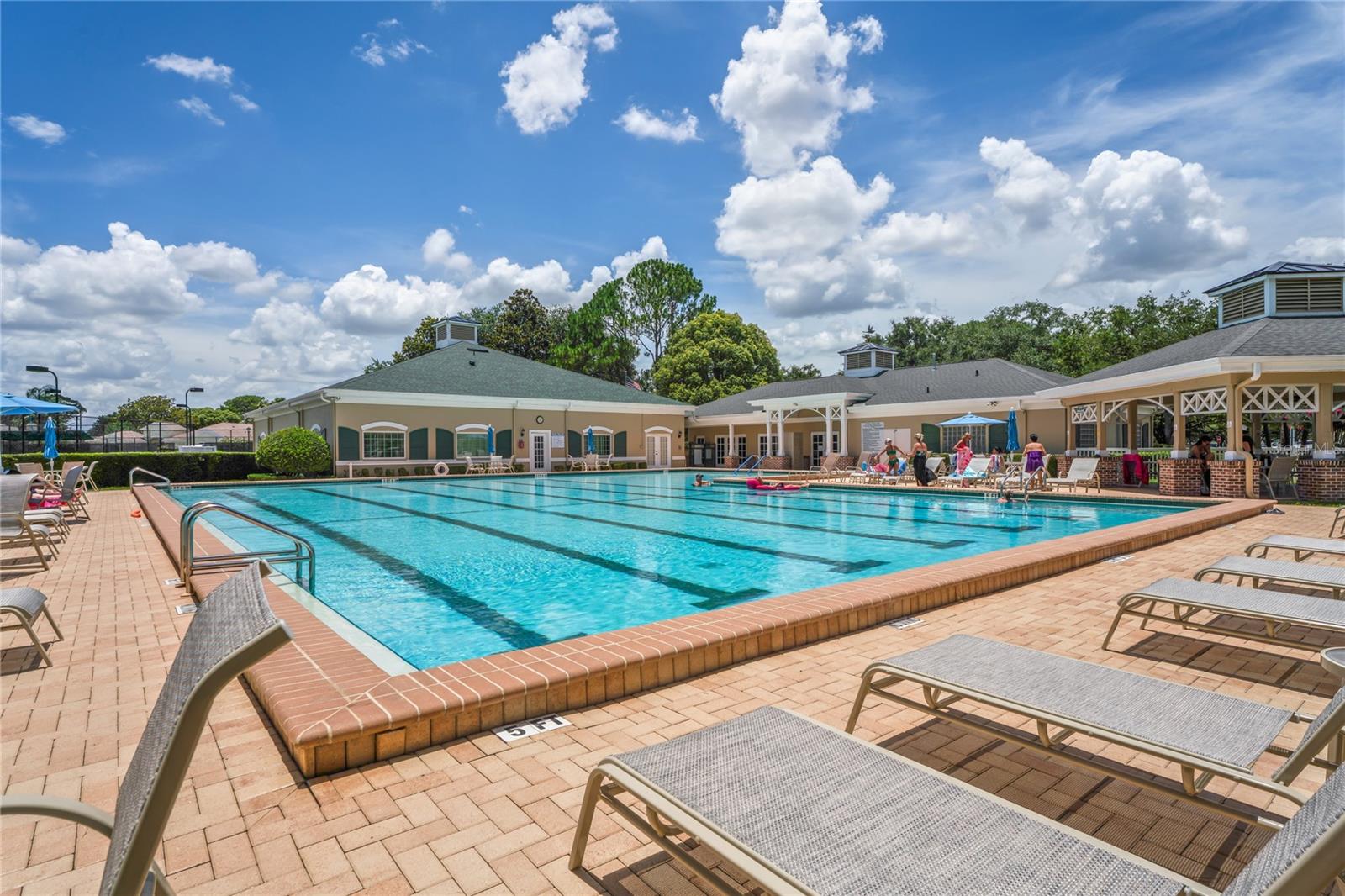 SILVERTHORN PH 3 - Residential