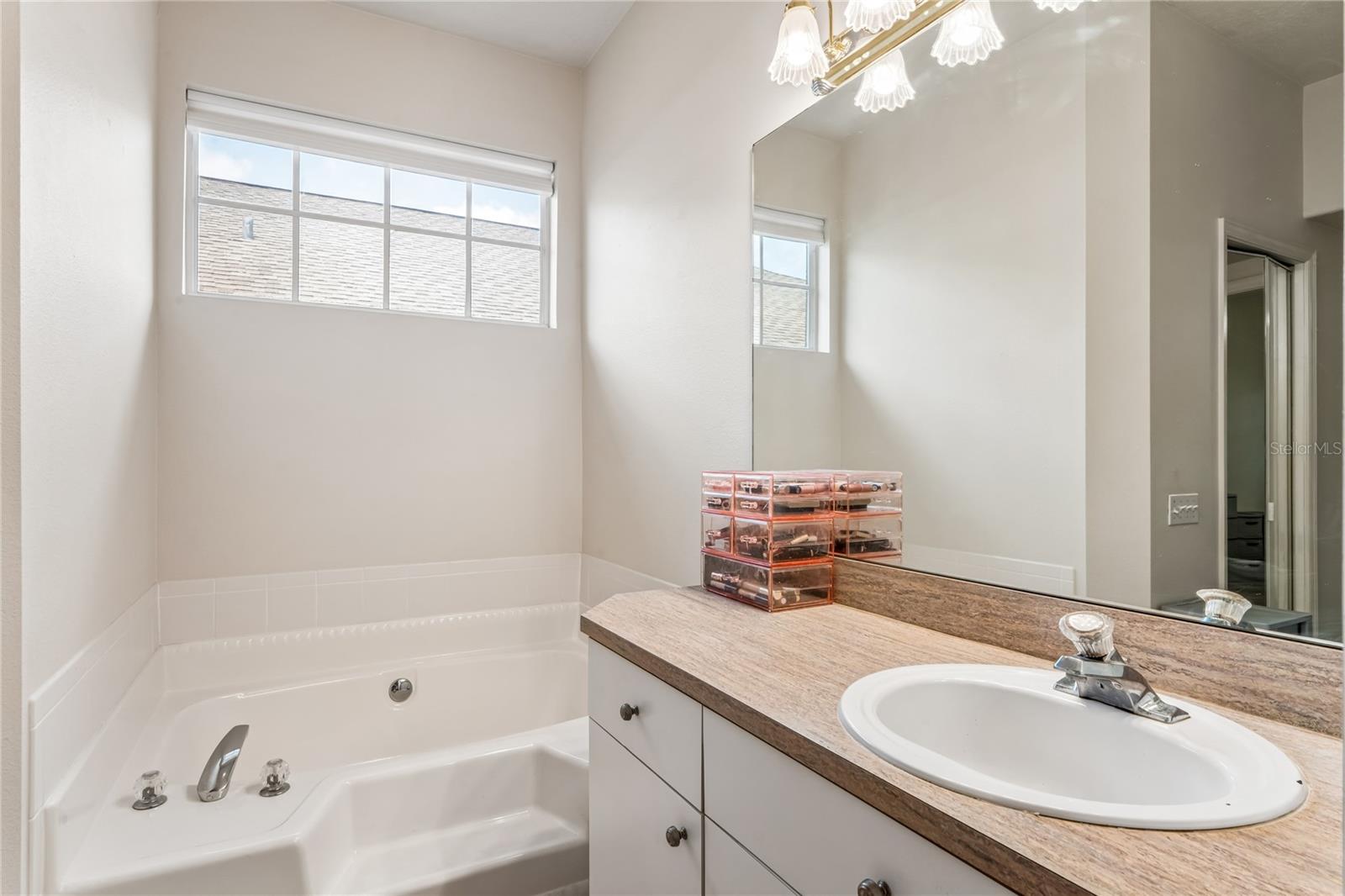 SILVERTHORN PH 3 - Residential