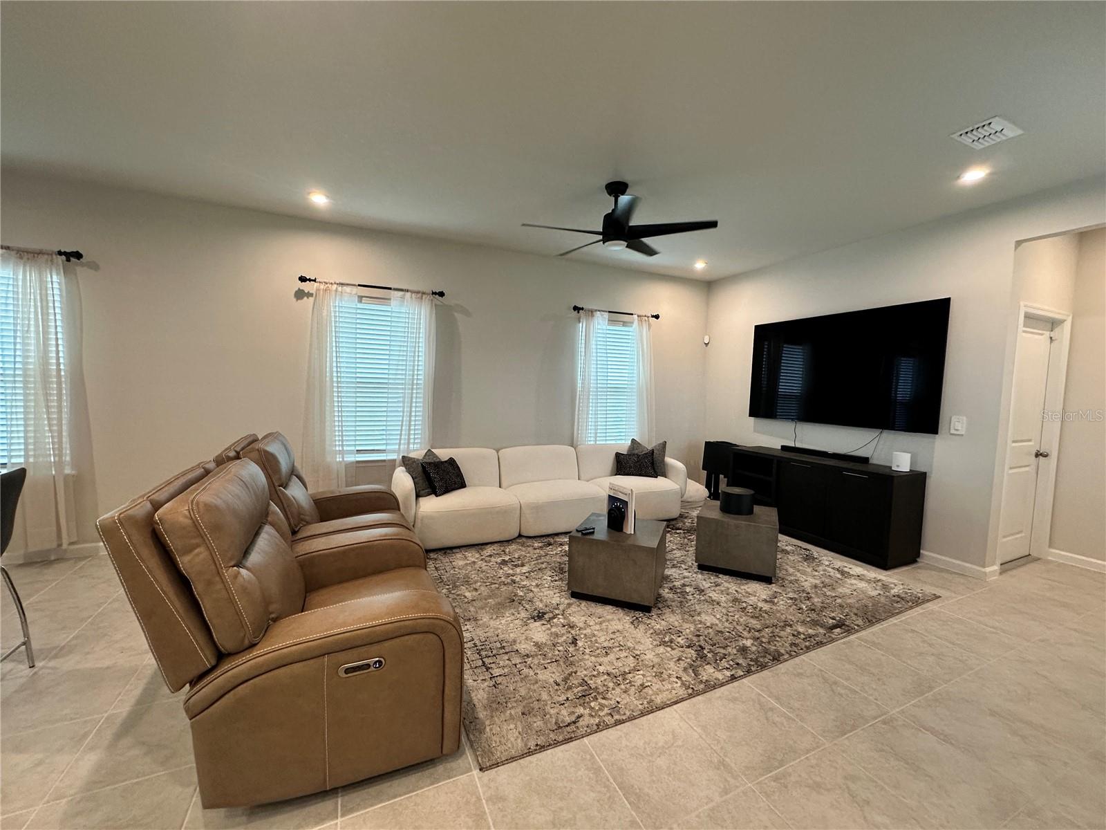 PARKVIEW PRESERVE - Residential Lease
