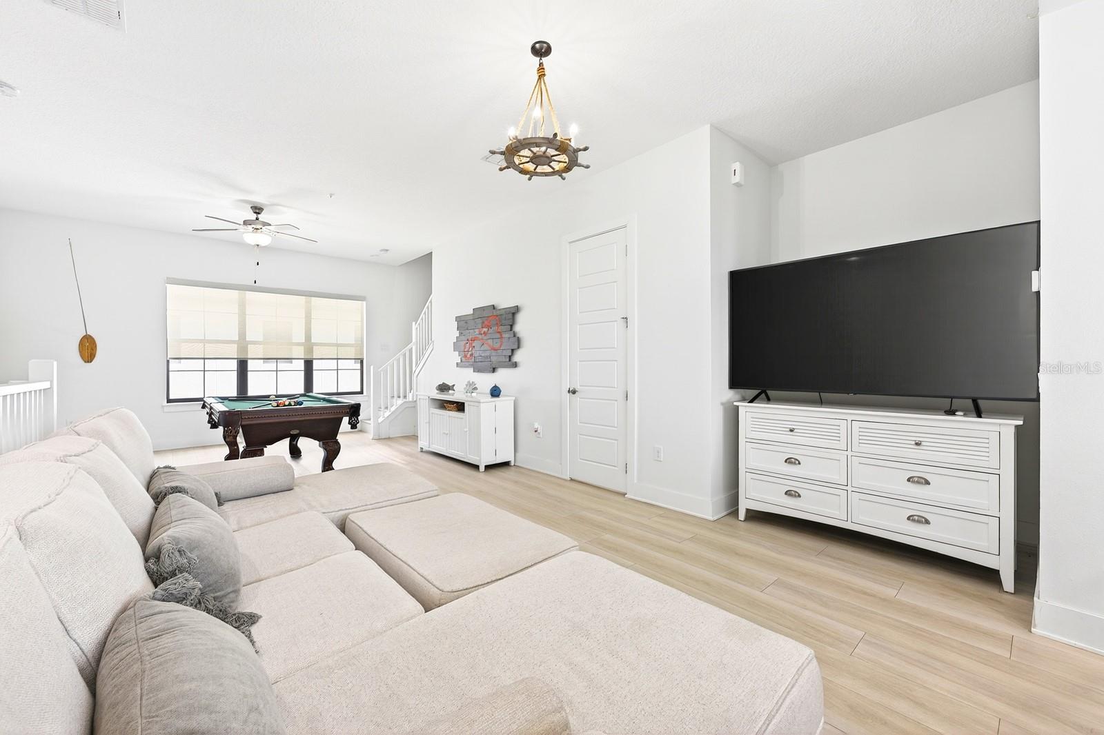 LIVE/WORK UNS/UPTOWN AVALON - Residential