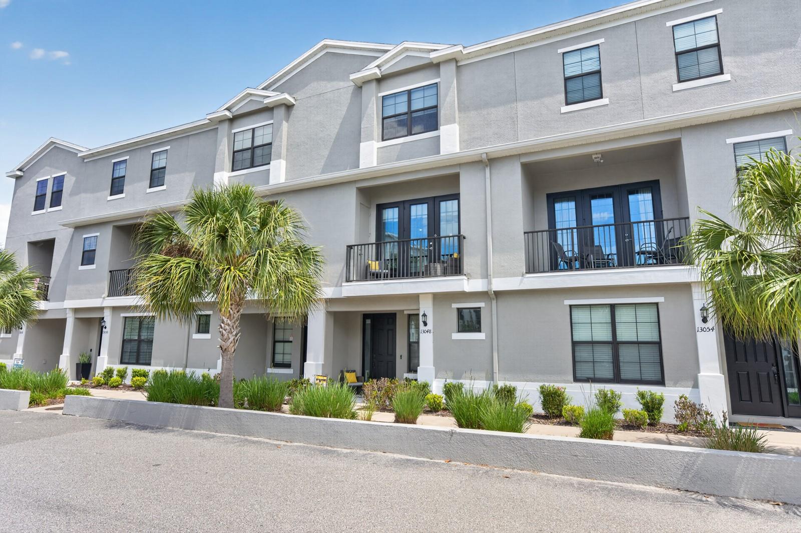 LIVE/WORK UNS/UPTOWN AVALON - Residential