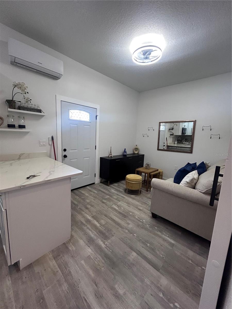 FORTUNE LAKES - Residential Lease