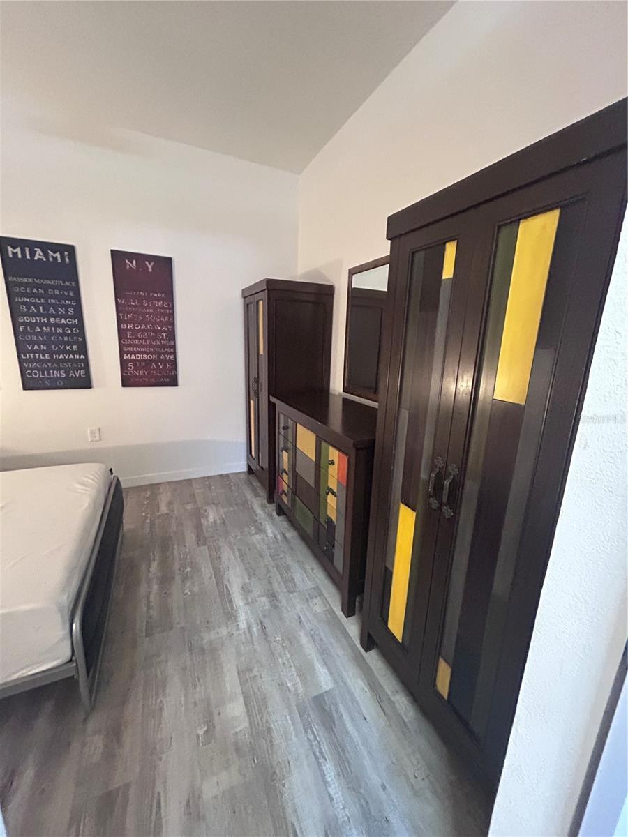 FORTUNE LAKES - Residential Lease