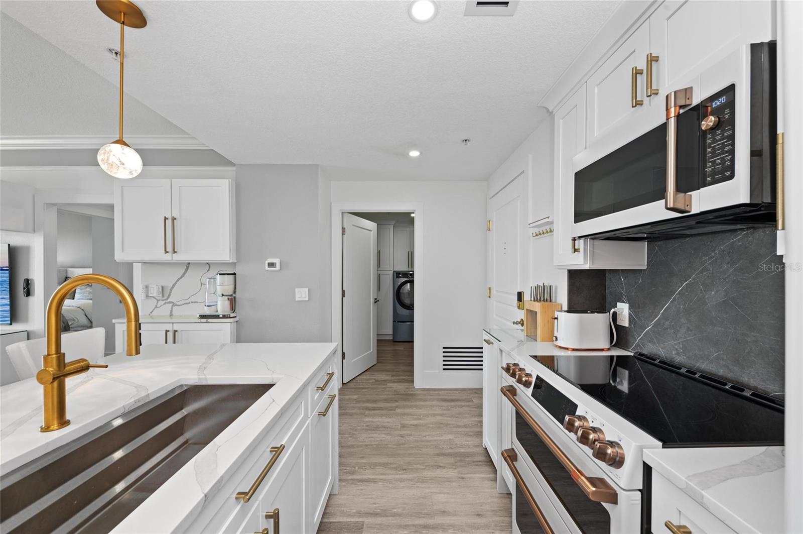 750 N TAMIAMI TRAIL 814