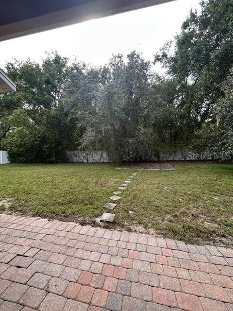 BUCKINGHAM ESTS - Residential Lease