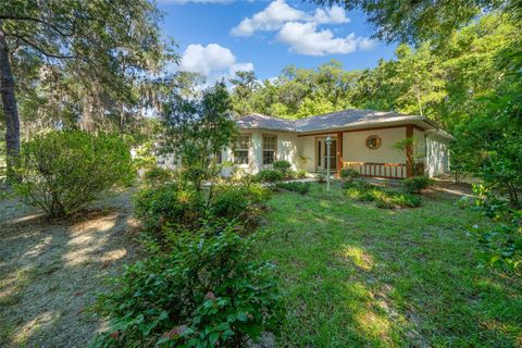 A home in DUNNELLON