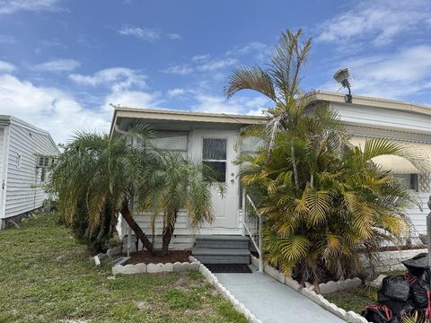 Photo of 104 Dove Road, Clearwater, FL 33764 (MLS # TB8510745)