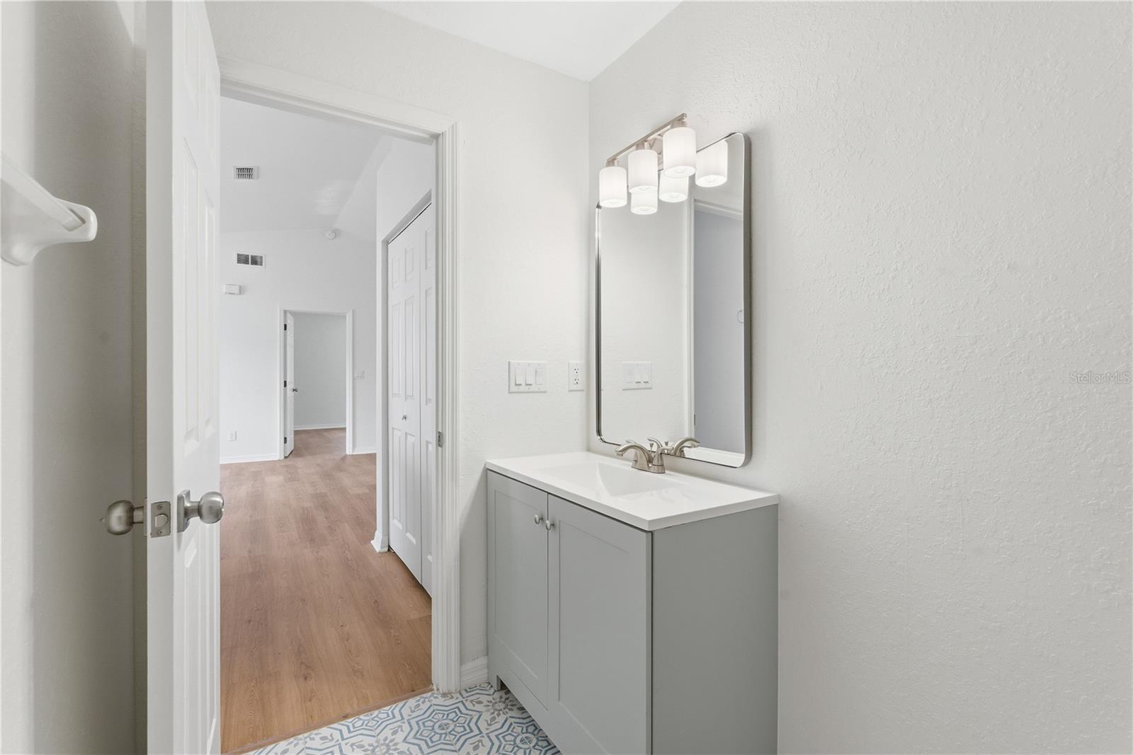 SILVER SPGS SHORES UN 24 - Residential