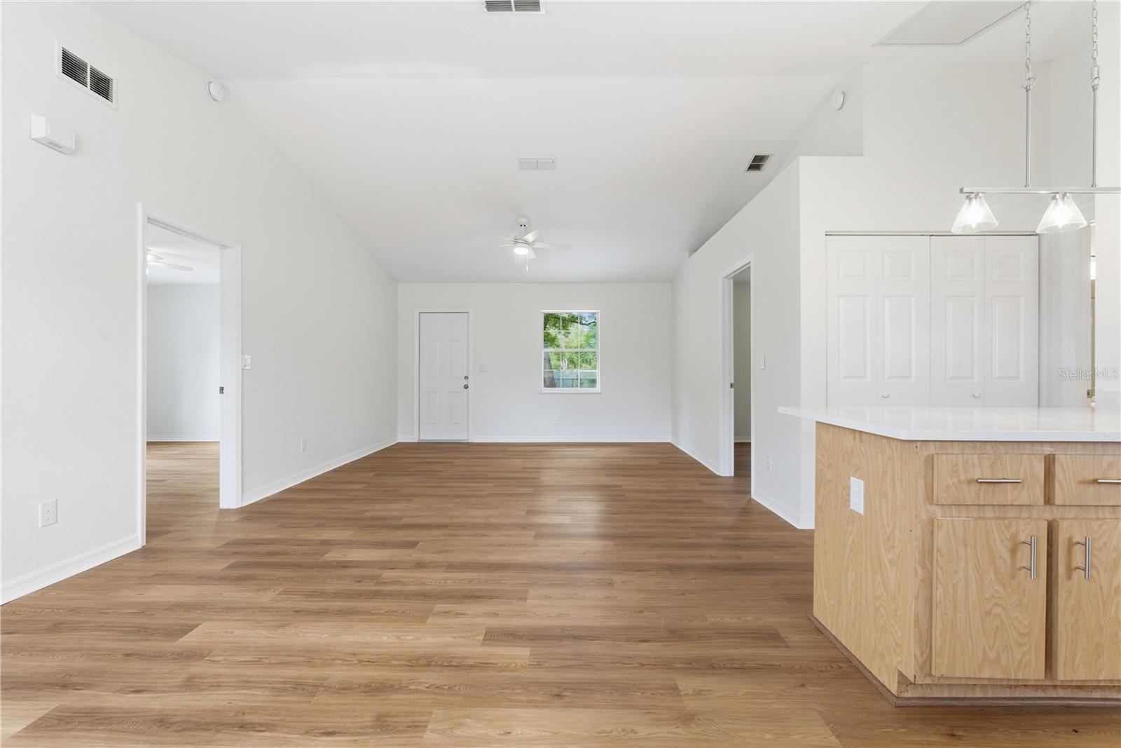 SILVER SPGS SHORES UN 24 - Residential