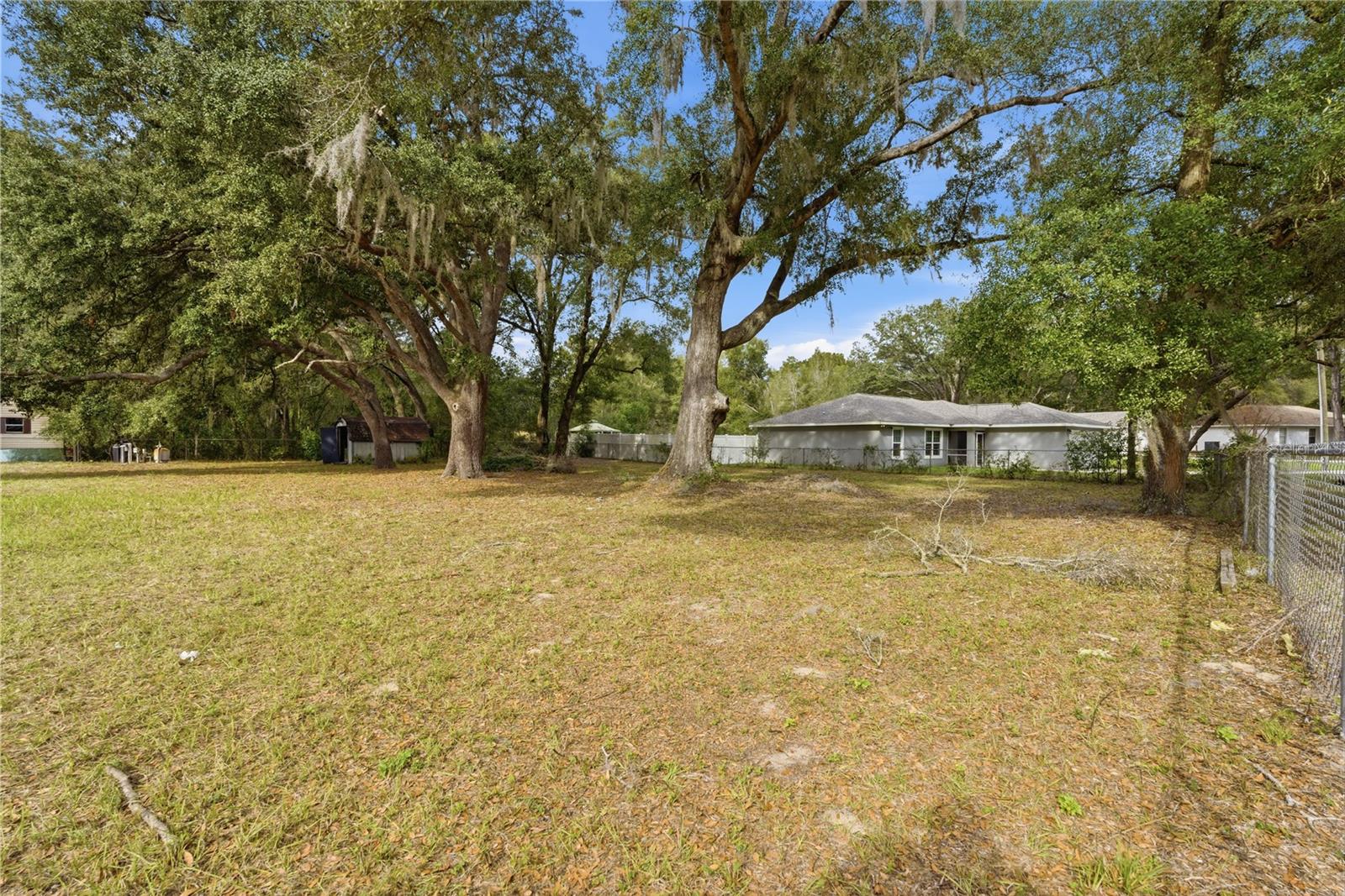 SILVER SPGS SHORES UN 24 - Residential