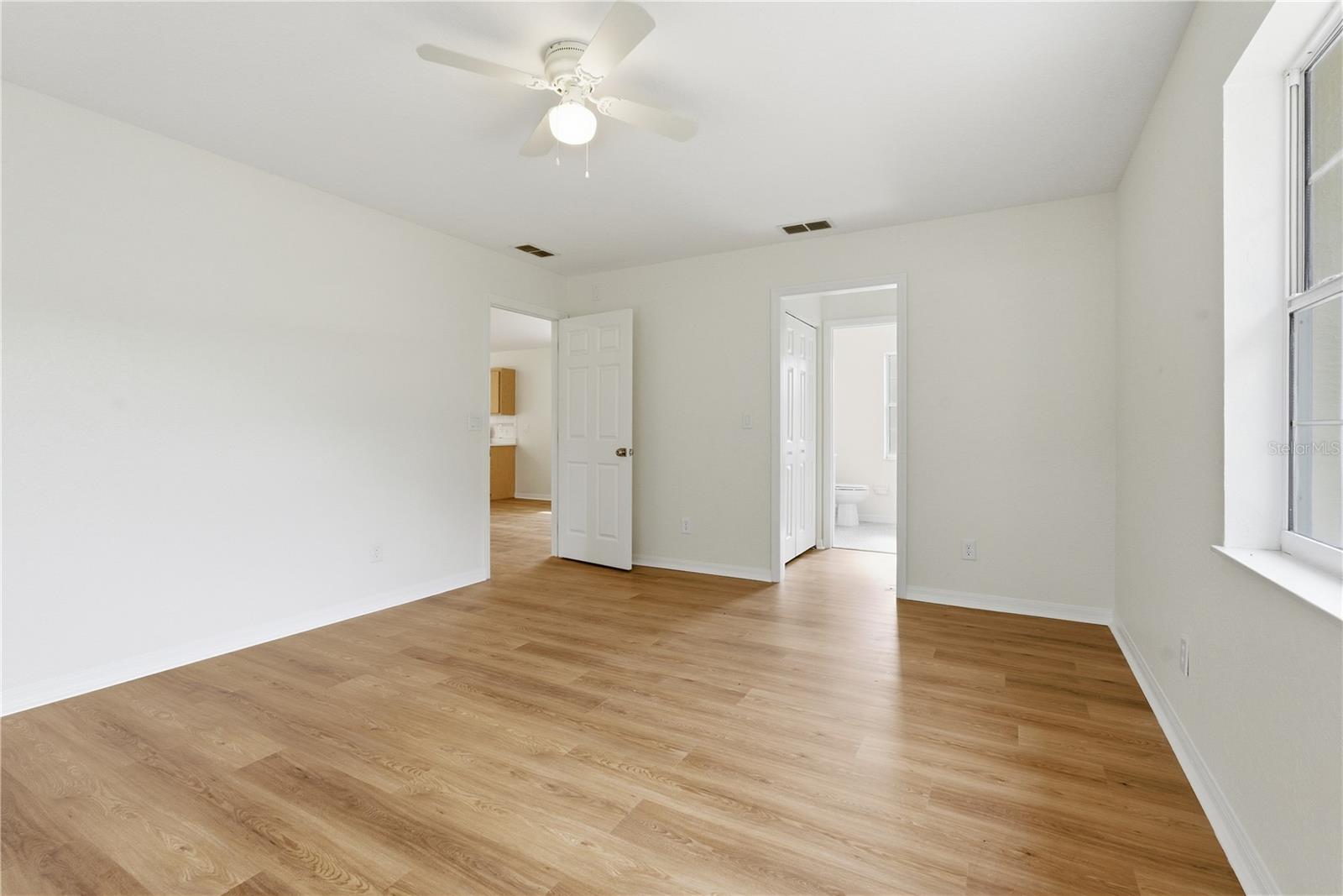 SILVER SPGS SHORES UN 24 - Residential