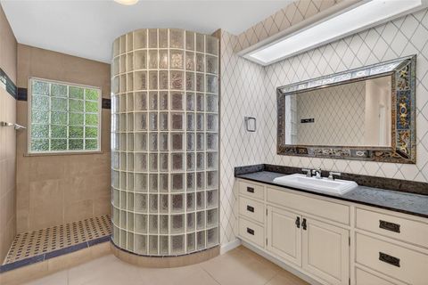 Tiny photo for 9345 Silver Lake Drive, Leesburg, FL 34788 (MLS # G5104943)