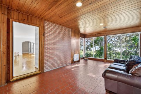 Tiny photo for 9345 Silver Lake Drive, Leesburg, FL 34788 (MLS # G5104943)