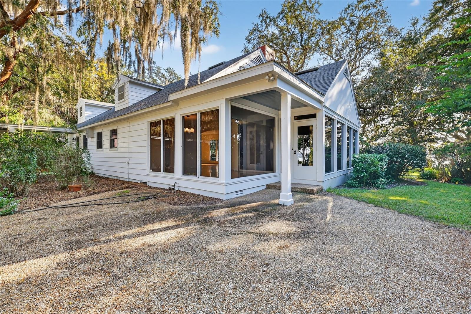 SILVER LAKE ESTATES SUB - Residential