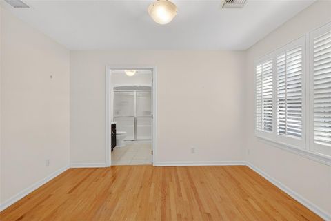 Tiny photo for 9345 Silver Lake Drive, Leesburg, FL 34788 (MLS # G5104943)