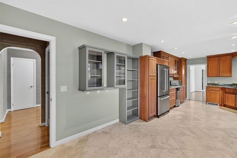 Tiny photo for 9345 Silver Lake Drive, Leesburg, FL 34788 (MLS # G5104943)