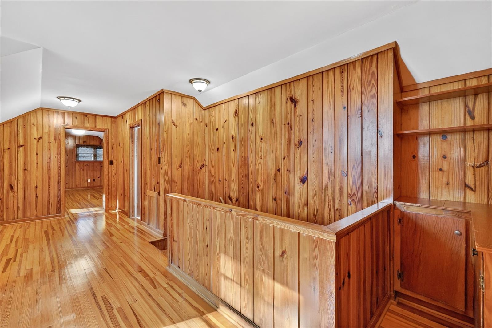 SILVER LAKE ESTATES SUB - Residential