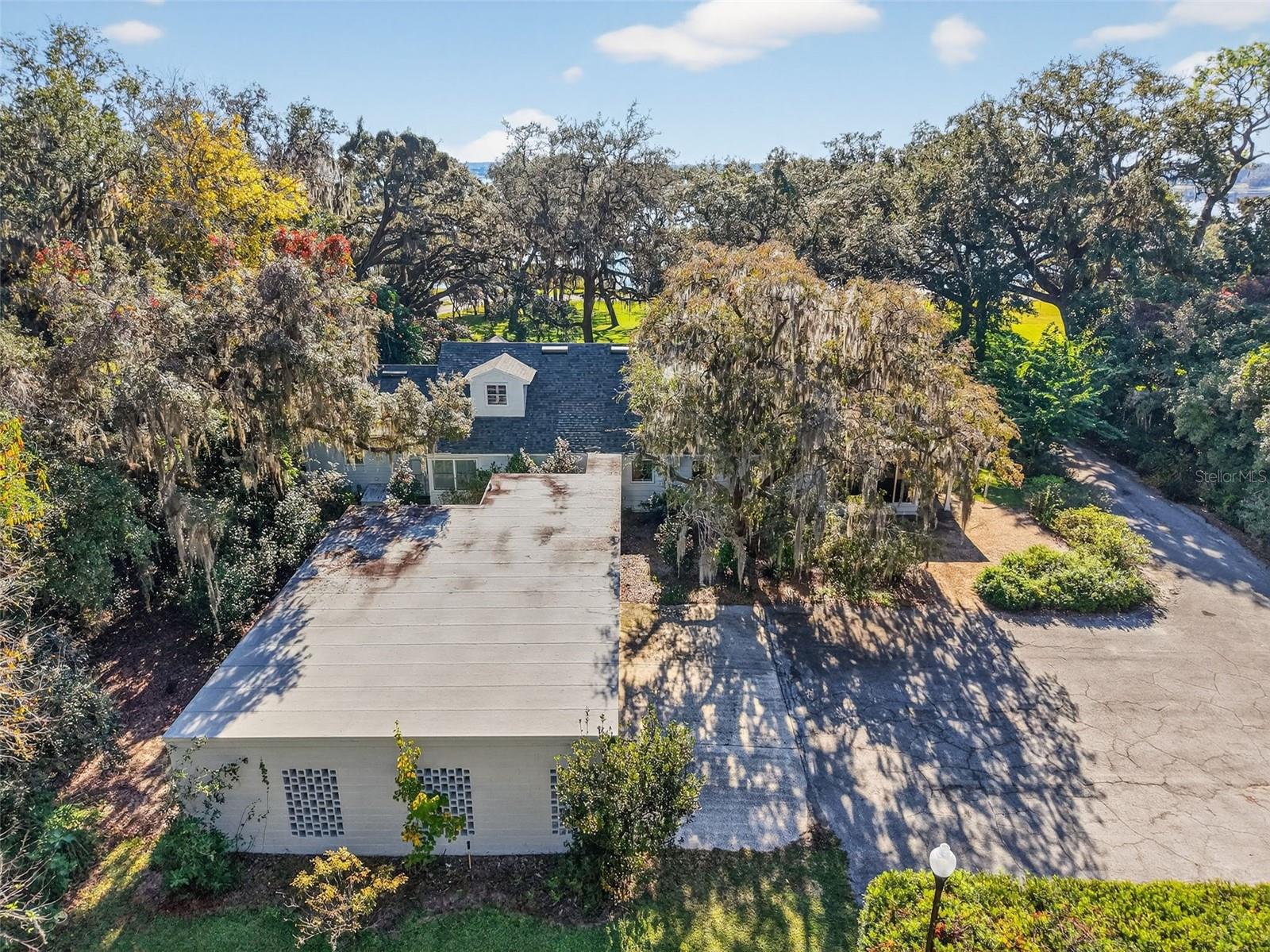 SILVER LAKE ESTATES SUB - Residential