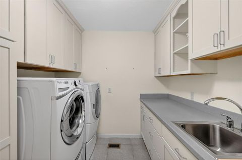 Tiny photo for 9345 Silver Lake Drive, Leesburg, FL 34788 (MLS # G5104943)