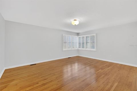 Tiny photo for 9345 Silver Lake Drive, Leesburg, FL 34788 (MLS # G5104943)