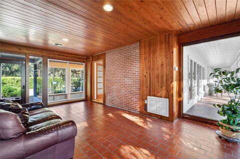 Tiny photo for 9345 Silver Lake Drive, Leesburg, FL 34788 (MLS # G5104943)