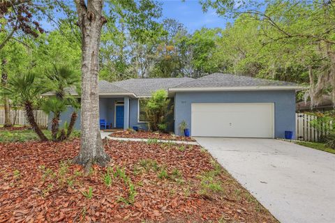Photo of 928 NW 120th Street, Gainesville, FL 32606 (MLS # GC538740)
