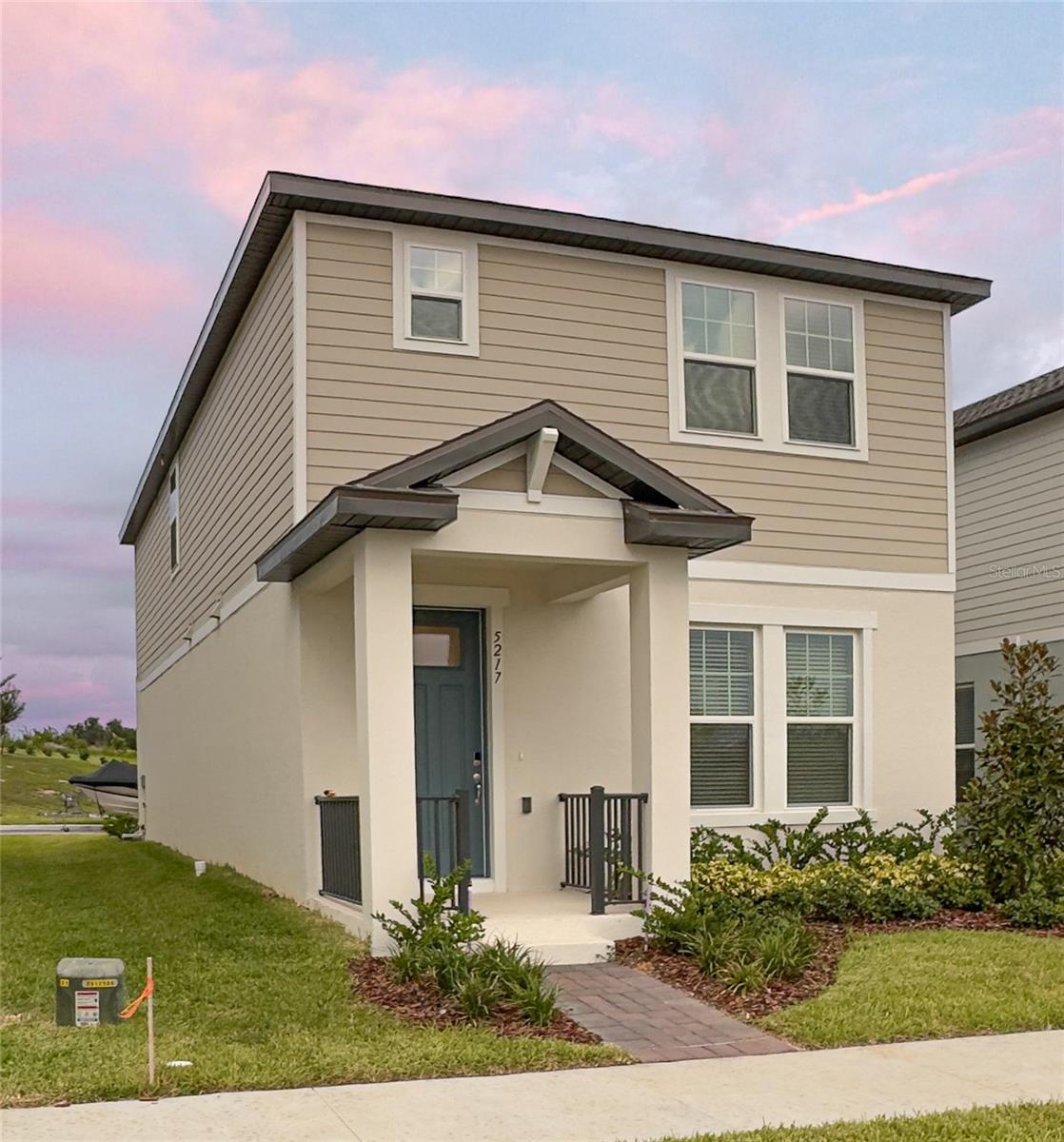 One or more photo(s) has been virtually staged. Welcome to this charming 3-bedroom, 2.5-bathroom bungalow located in the desirable Silverleaf Reserve community, Winter Garden, FL. The home offers an open floor plan and a view overlooking the clubhouse.
Residents enjoy excellent community amenities including a clubhouse with pool, playground. Conveniently located near top-rated schools, shopping, and dining.
Available for immediate occupancy. Please contact the listing agent to schedule a showing.