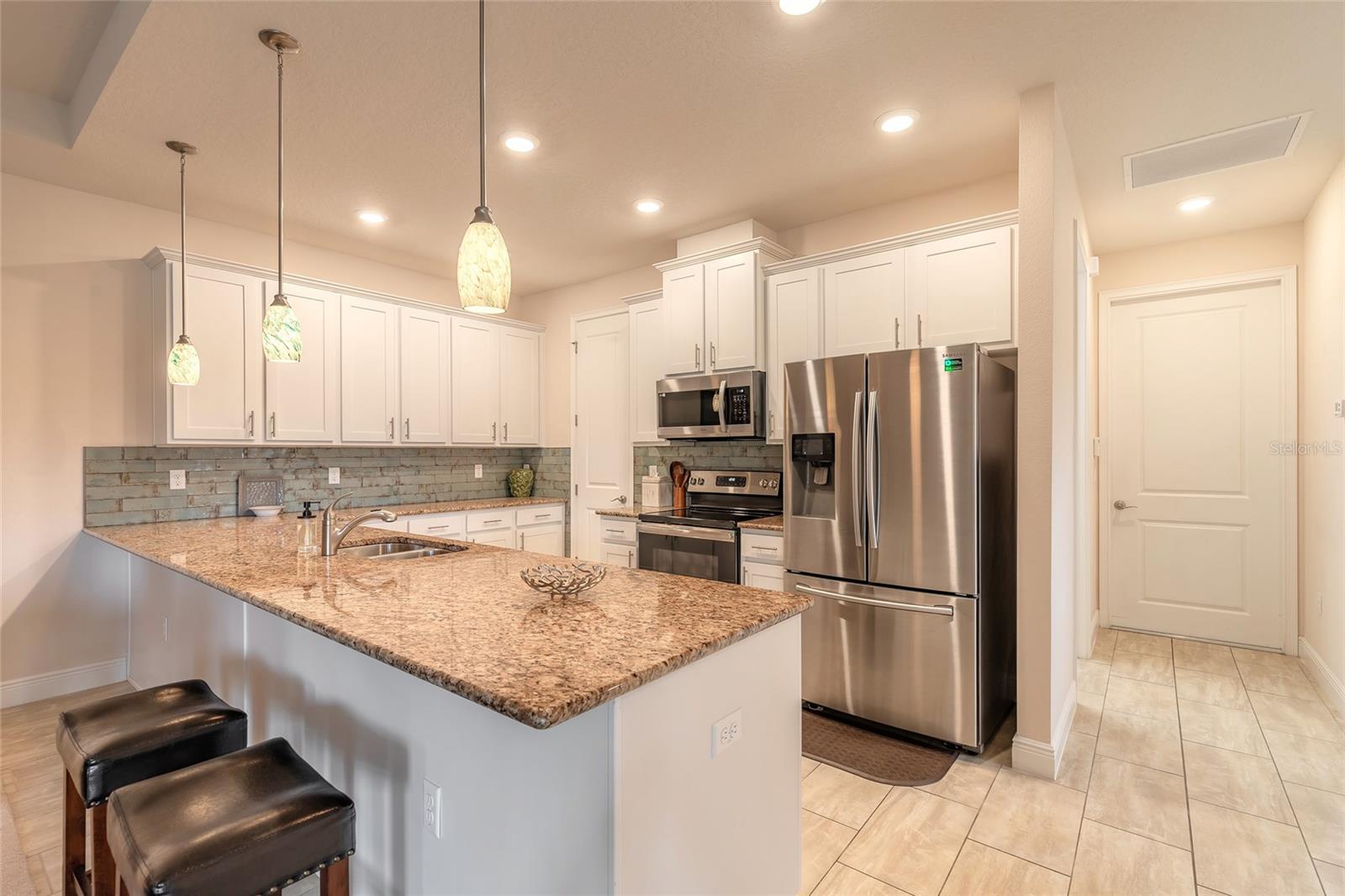 HUNTINGTON VILLAS PH 1B - Residential