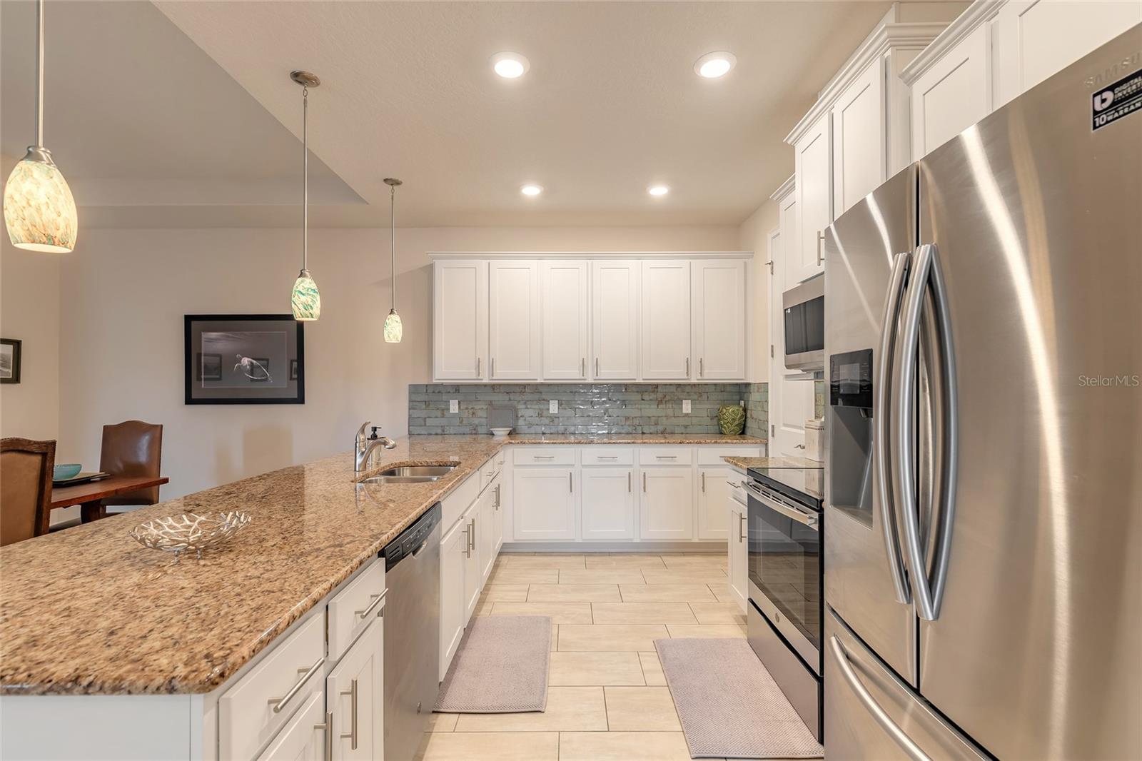 HUNTINGTON VILLAS PH 1B - Residential